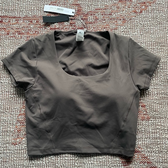 Oneractive Timeless Crop Short Sleeve Tee in Deep Taupe - Picture 2 of 5